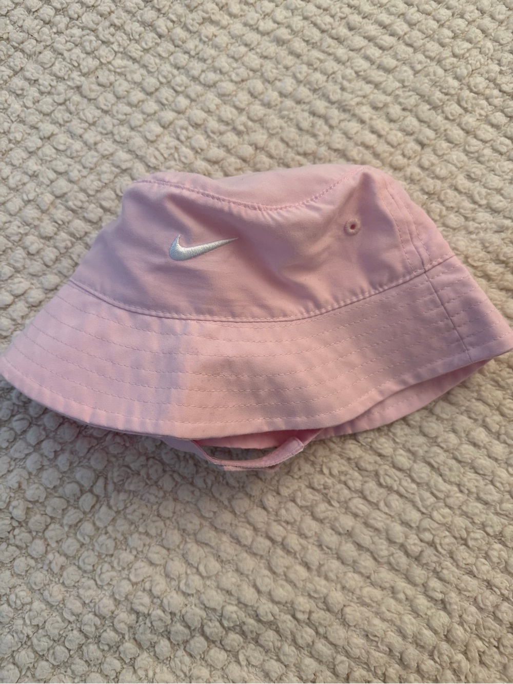 Nike Kids Light Pink Bucket Hat with White Swoosh